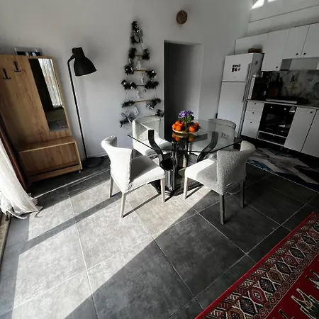 Kaucuk House Prázdninový dům *