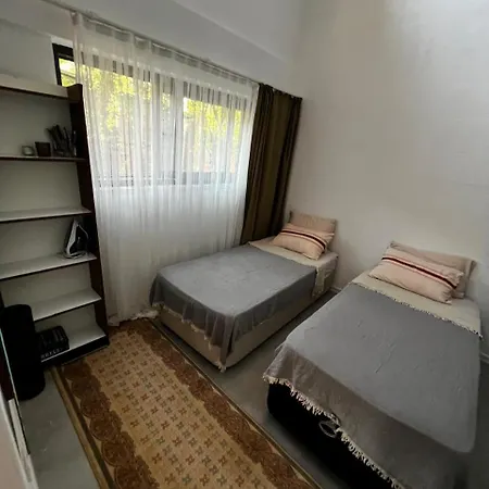 Kaucuk House Prázdninový dům *