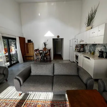 Kaucuk House Prázdninový dům